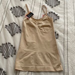 NWT Maidenform Camisole - Size S